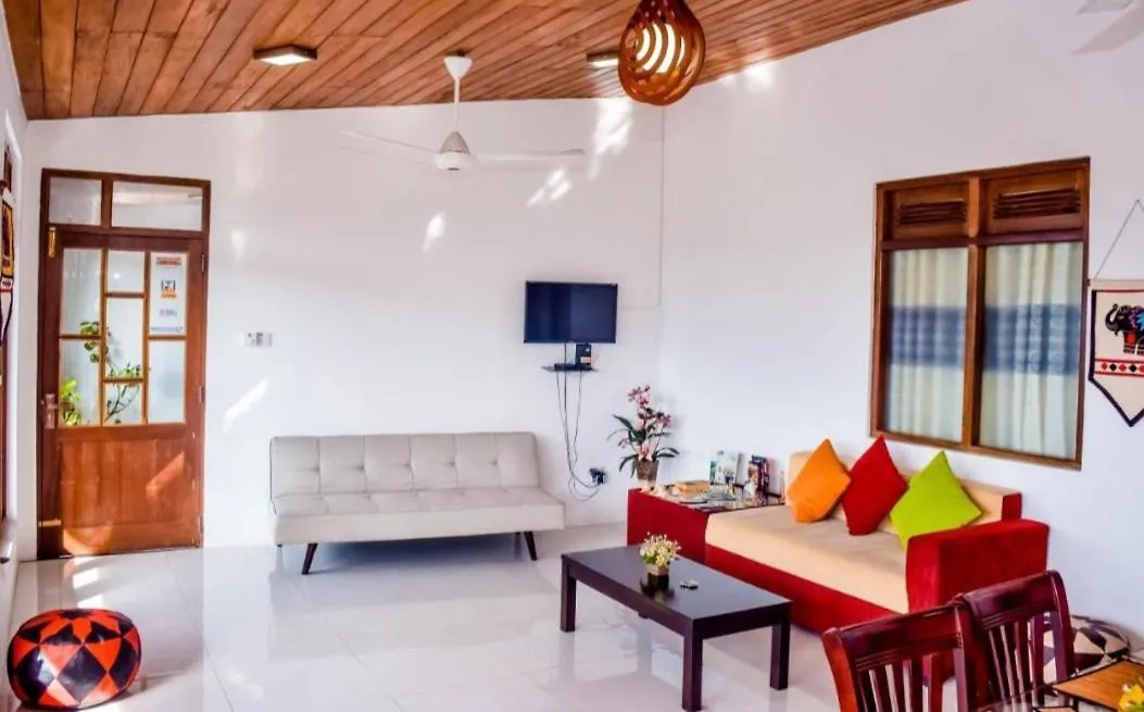 Saru Holiday Apartment - Up To 6 Guests Kandy 0*,  Sri Lanka