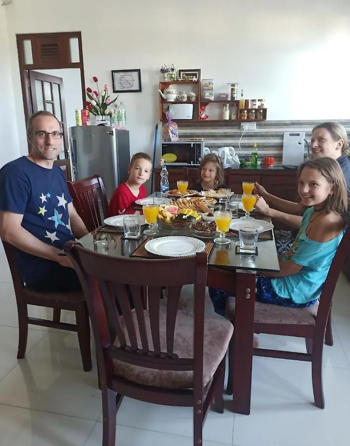 Saru Holiday Apartment - Up To 6 Guests Kandy Sri Lanka