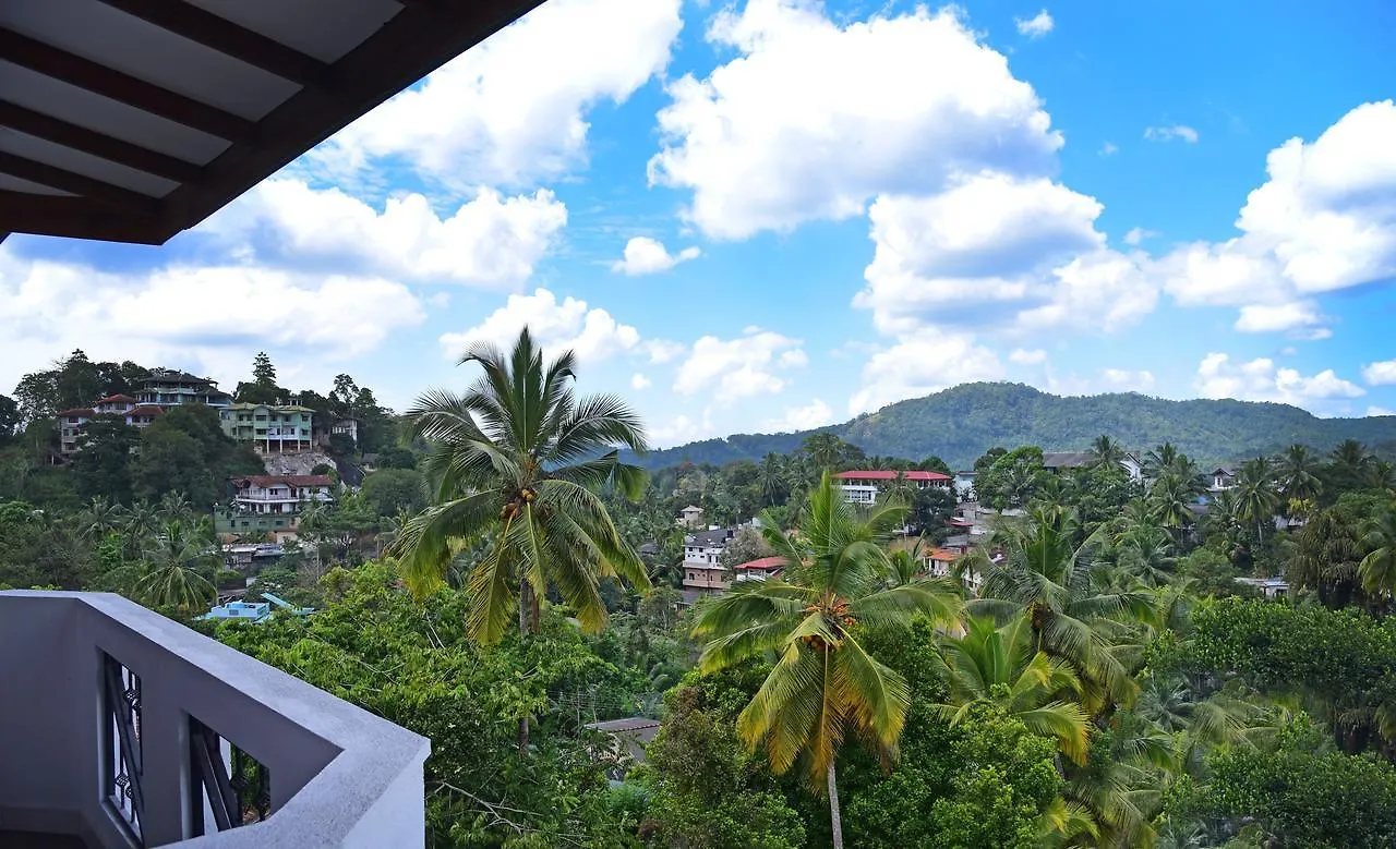 Saru Holiday Apartment - Up To 6 Guests Kandy