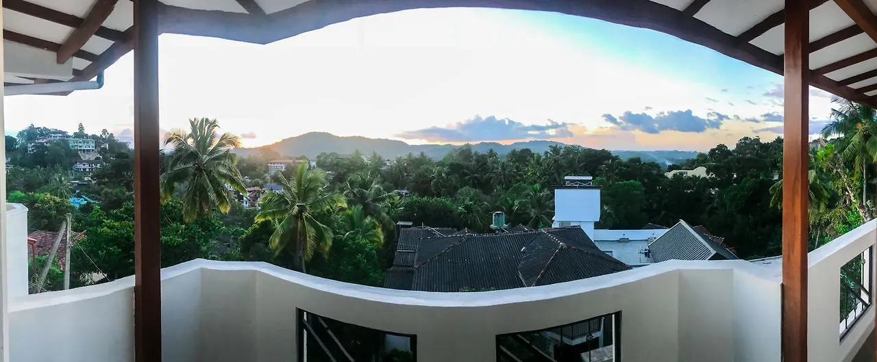 Saru Holiday Apartment - Up To 6 Guests Kandy